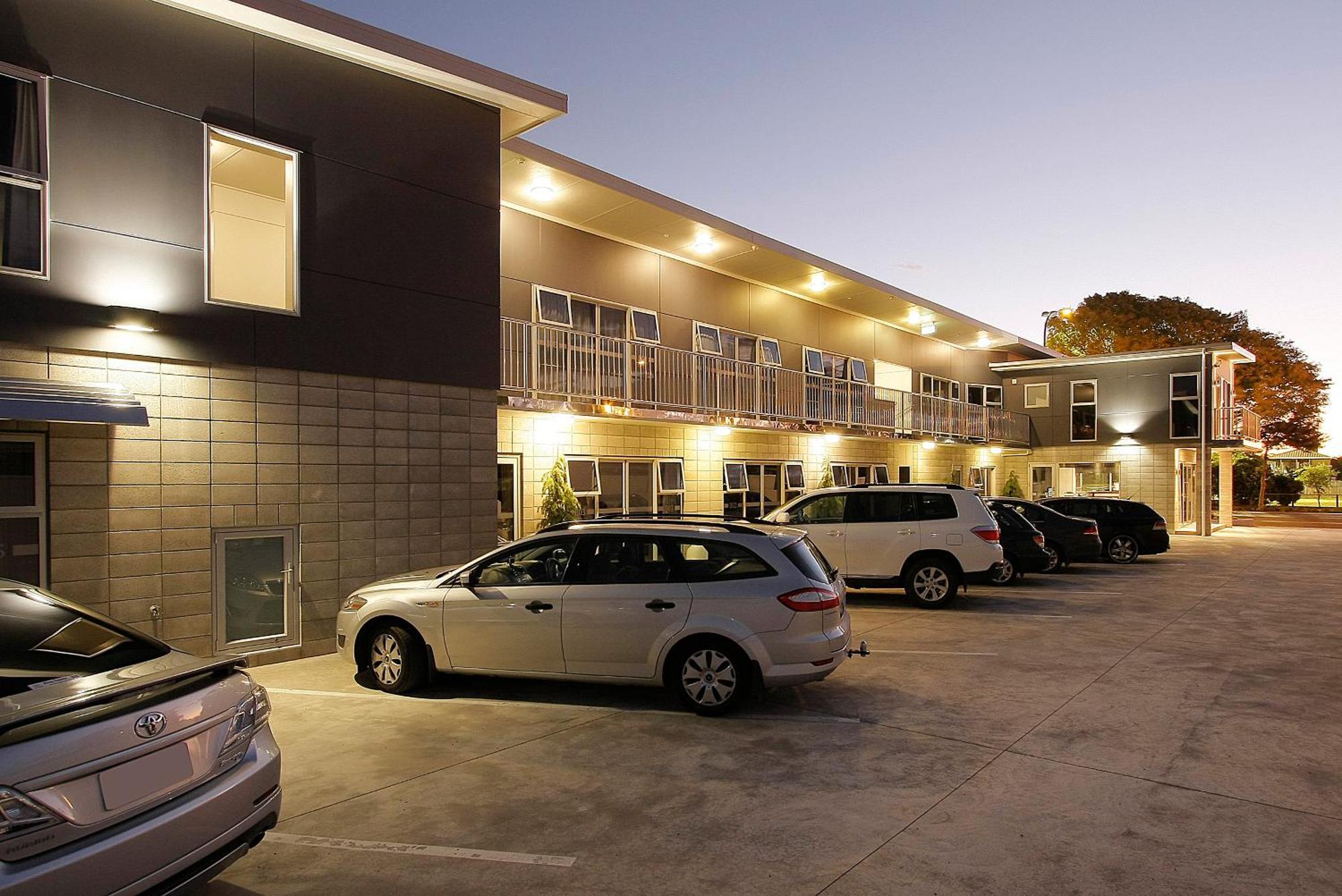 City Corporate Motor Inn Палмерстон-Норт Экстерьер фото